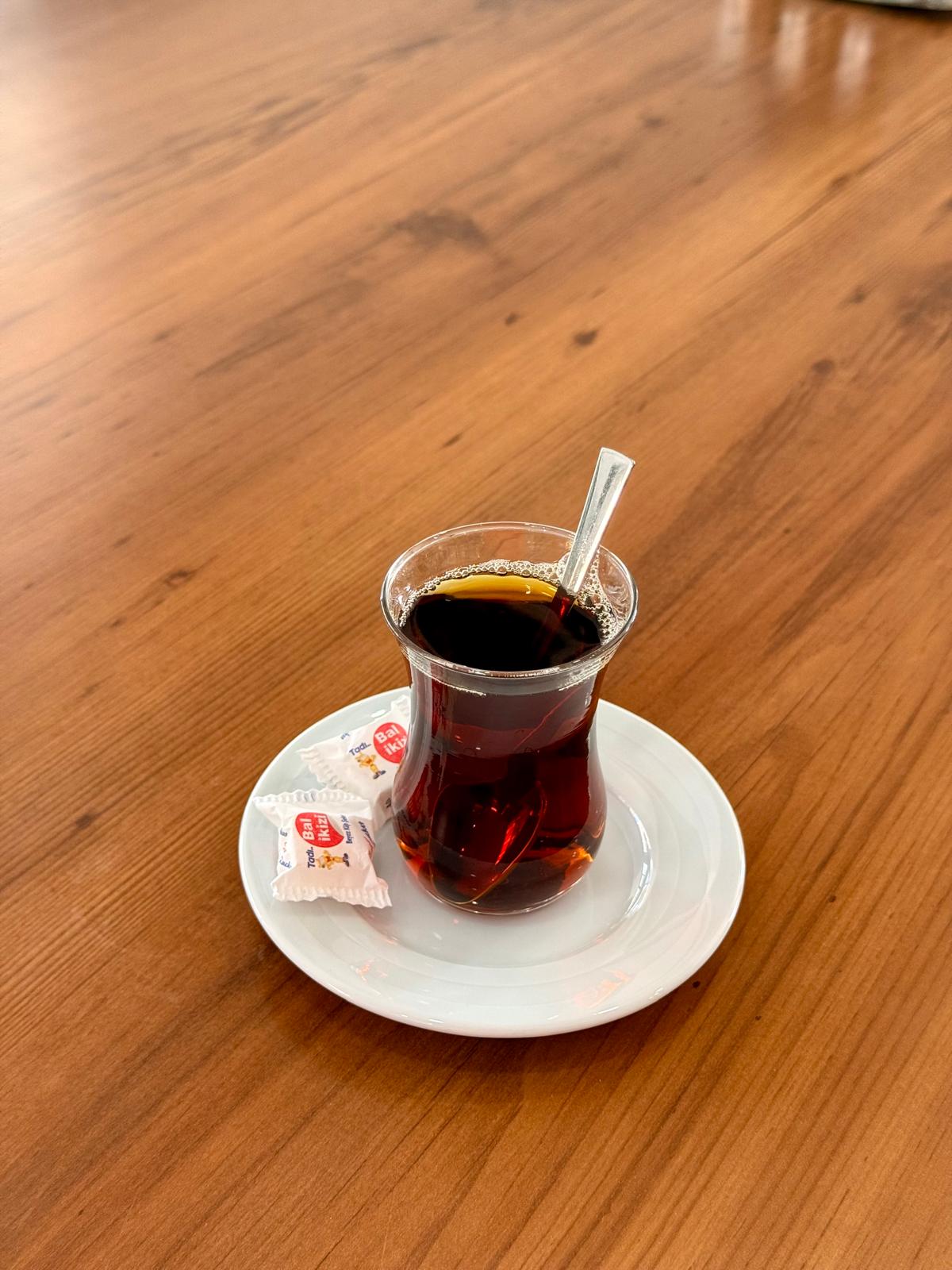 Demleme Türk Çayı